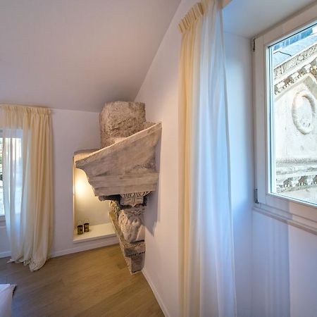 Apartment Roman Heritage スプリト 部屋 写真