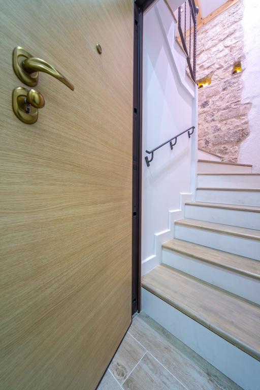 Apartment Roman Heritage スプリト 部屋 写真